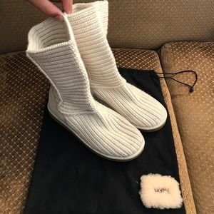 Crochet OffWhite Uggs